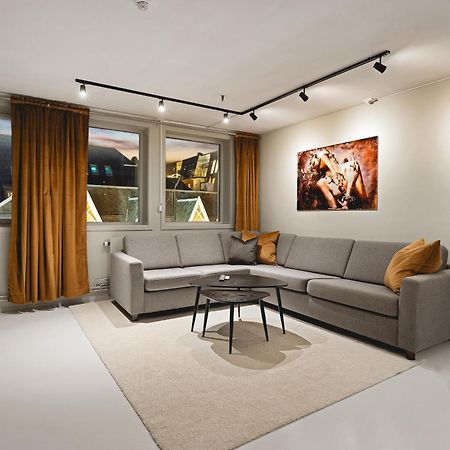 Arctic Homes - Downtown Penthouse トロムソ エクステリア 写真